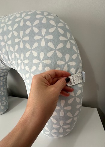 Gri Çiçek Desenli Emzirme ve Hamile Yastığı - Görsel 2