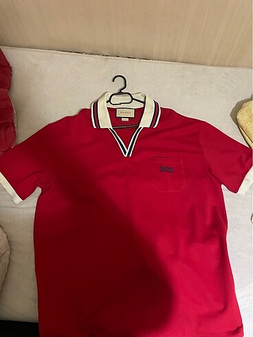gucci L