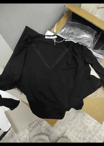 Siyah V Yaka Uzun Kollu Gotik Bluz - Görsel 6