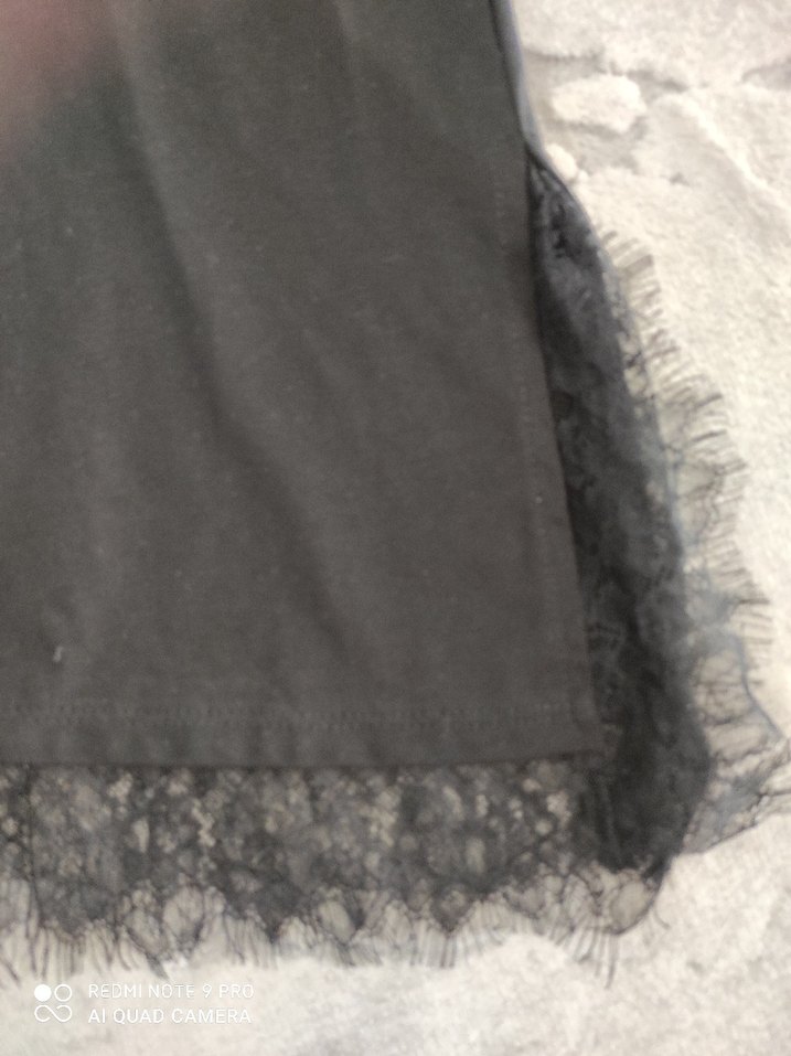 Dantel Detaylı Siyah Goth Tişört - Görsel 4