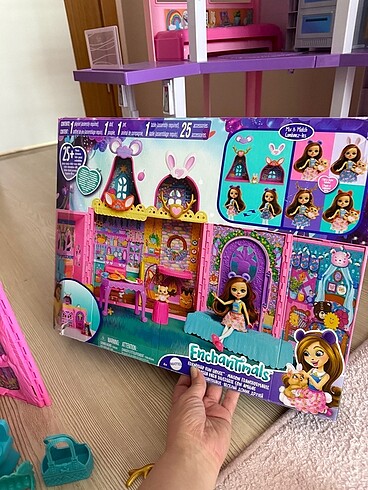  Enchantimals evi