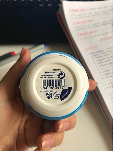  Beden Nivea yüz kremi
