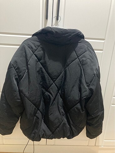s Beden Bershka şişme mont