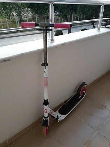 Decathlon Scooter
