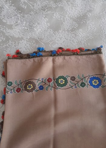 reyyan igne oyasiDantel Detaylı Bej Kadın Fular - Görsel 3