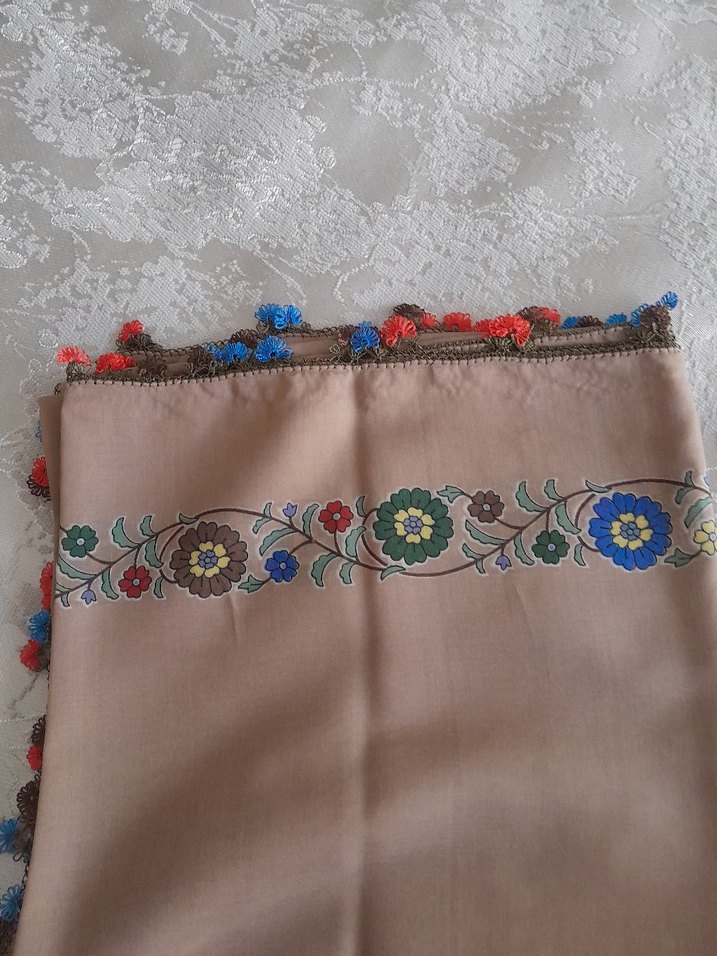 reyyan igne oyasiDantel Detaylı Bej Kadın Fular - Görsel 3