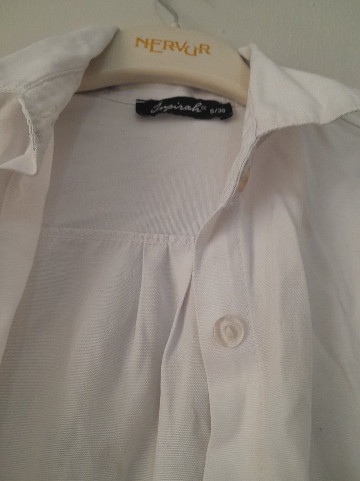 Beyaz Keten Düğmeli Uzun Kollu Gömlek - Görsel 2