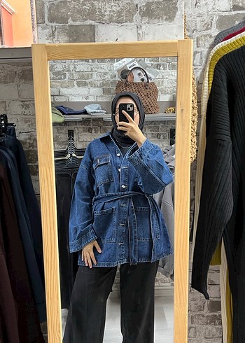 Zara Kadın Lacivert Kuşaklı Denim Ceket