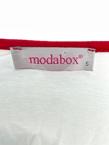 s Beden beyaz Renk Diğer T-shirt %70 İndirimli.