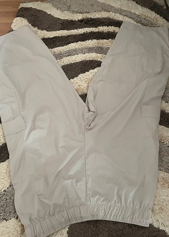 Kadın Bej Rahat Kesim Pilili Kumaş Pantolon - Görsel 4