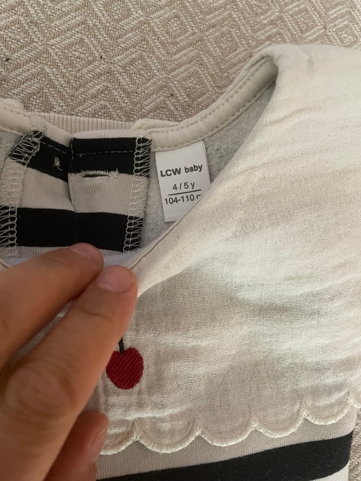 Kız çocuk Uzun Kollu Nakışlı Triko Takım - Görsel 4