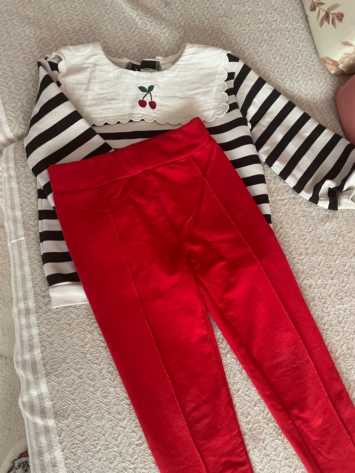 Kız çocuk Uzun Kollu Nakışlı Triko Takım - Görsel 2