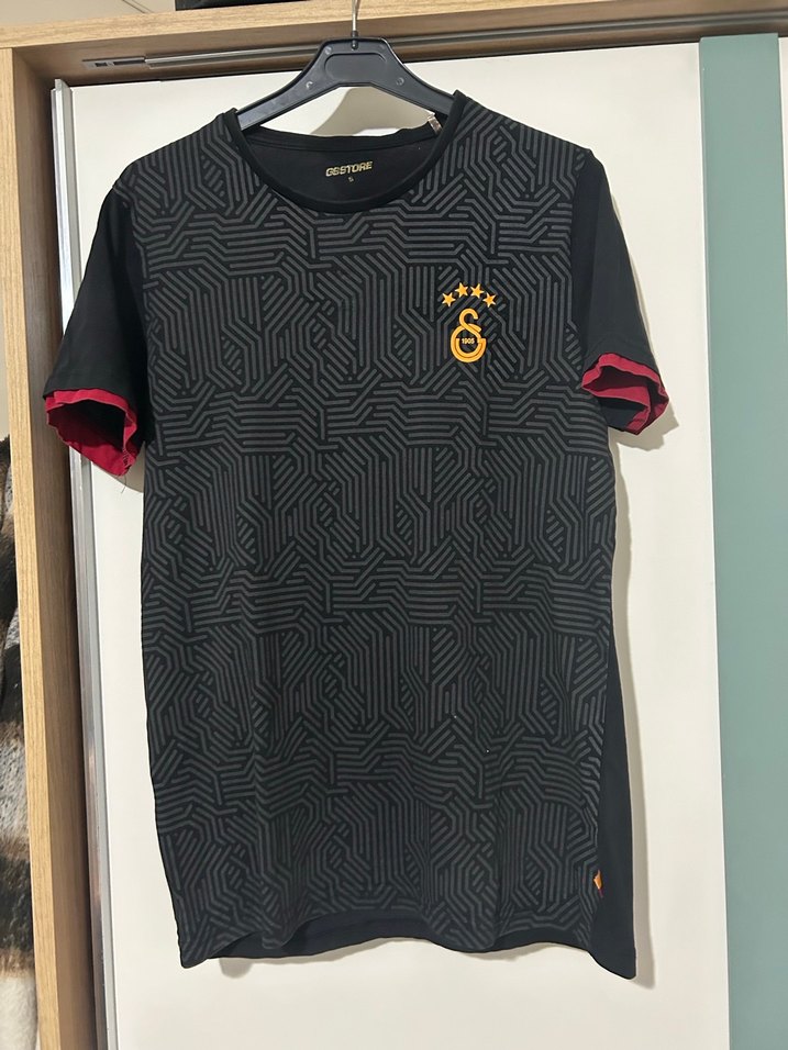 Erkek Siyah Desenli Kısa Kollu Spor Tişört - Görsel 3