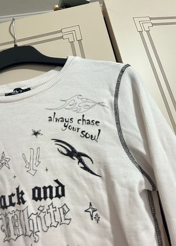 Uzun Kollu Baskılı Deri Bluz - Görsel 11