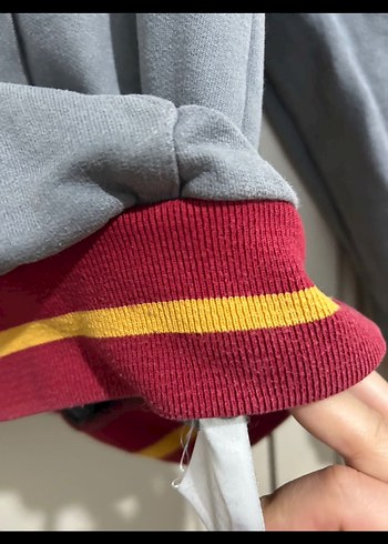 Gri Baskılı Kapüşonlu Sweatshirt - Görsel 5