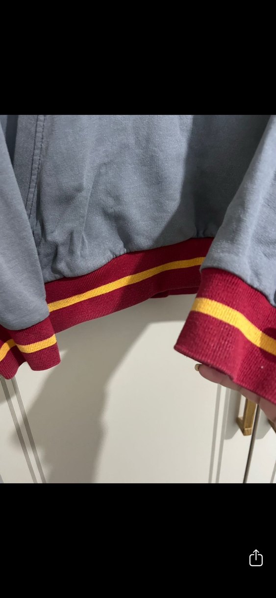 Gri Baskılı Kapüşonlu Sweatshirt - Görsel 4