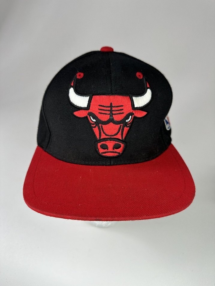 Kırmızı Siyah Chicago Bulls Şapka - Görsel 2