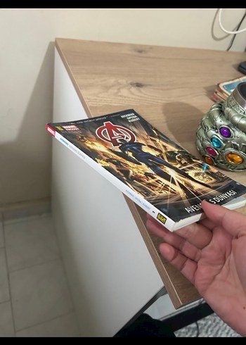 Avengers Dünyası Çizgi Romanı ve Sonsuzluk Eldiveni Kupa - Görsel 9