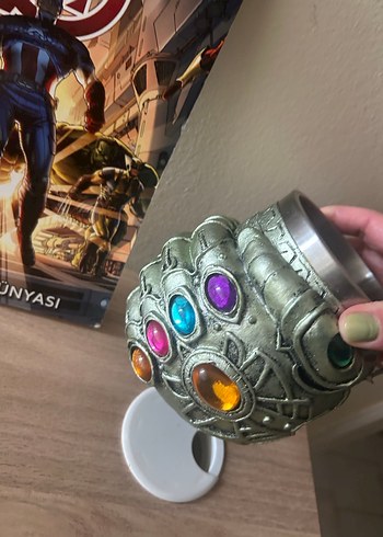 Avengers Dünyası Çizgi Romanı ve Sonsuzluk Eldiveni Kupa - Görsel 6