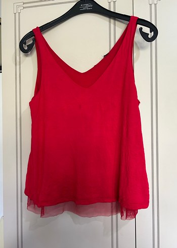 Kırmızı V Yaka Kolsuz Crop Top - Görsel 4