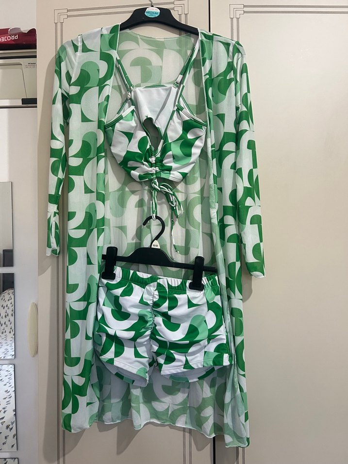 Yeşil  Üç Parçalı Plaj Takımı - Görsel 3