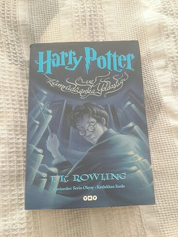 Harry potter ve zümrüdüanka yoldaşlığı eski kapak