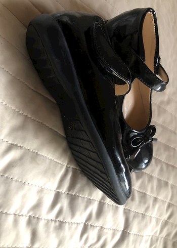 Kız Çocuk Beyaz Tokalı Babet Ayakkabı - Görsel 5