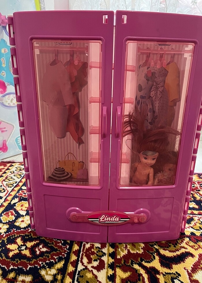 Oyuncak bebek gardolabı - Görsel 2