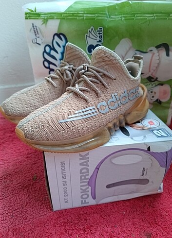 42 Beden Adidas Yeezy 42 somon rengi