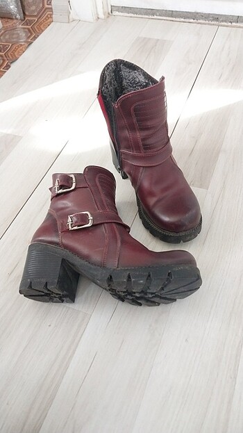 38 Beden Bordo bot
