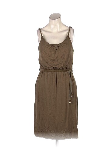 PreLoved Kısa Elbise %70 İndirimli.