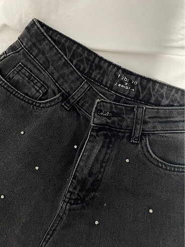 36 Beden Fabrika taşlı jean