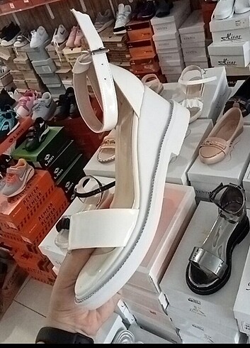 39 Beden beyaz Renk Dolgu topuk sandalet 