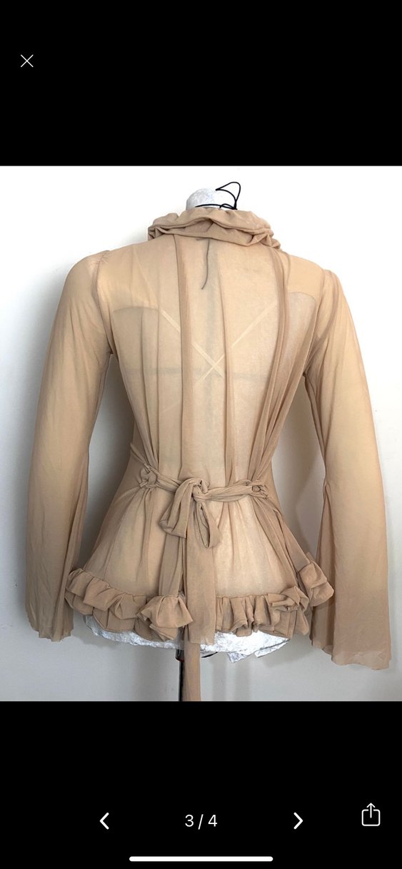 Bej Fırfırlı bluz - Görsel 3