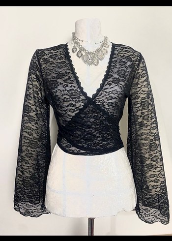 Dantel Detaylı Siyah Gotik Bluz - Görsel 3