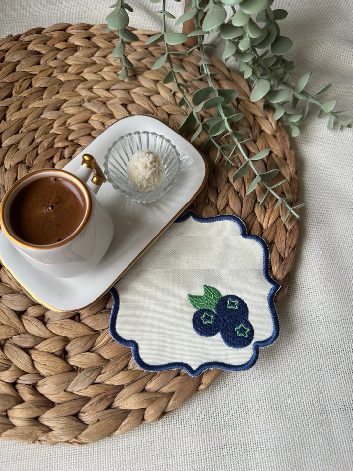 Bulubery nakışlı sunum peçetesi - Görsel 3