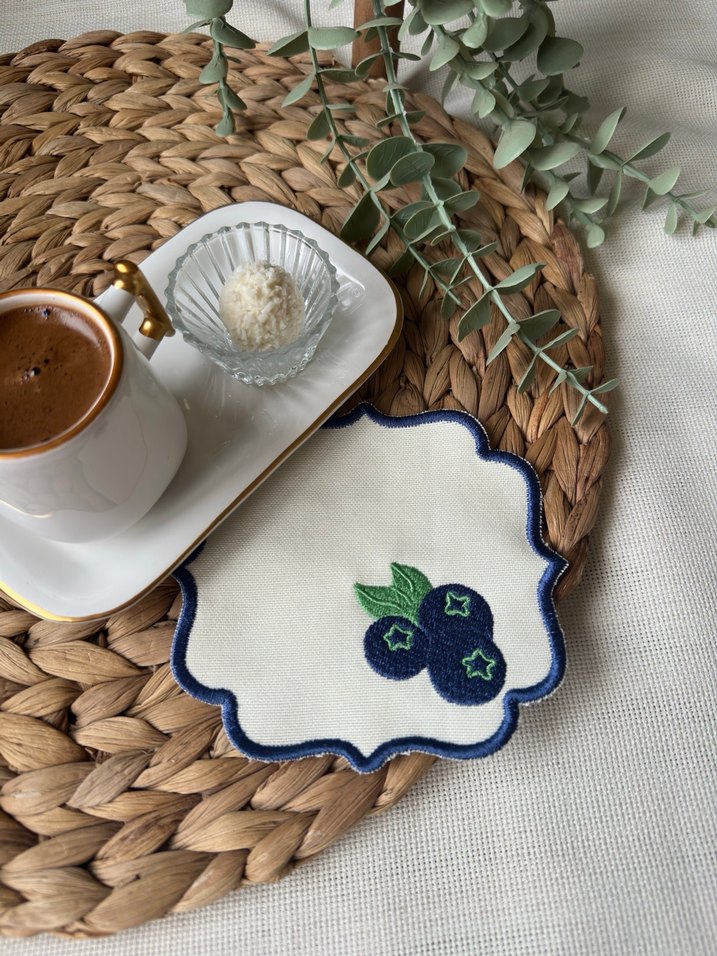 Bulubery nakışlı sunum peçetesi - Görsel 2