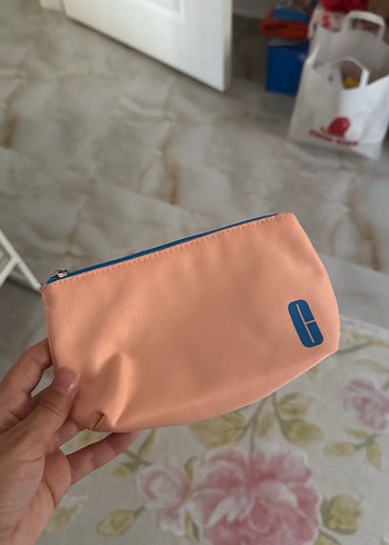 Fermuarlı Pembe Minimalist Makyaj Çantası