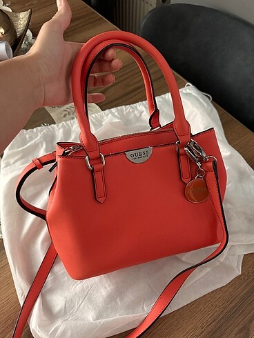 Guess çanta