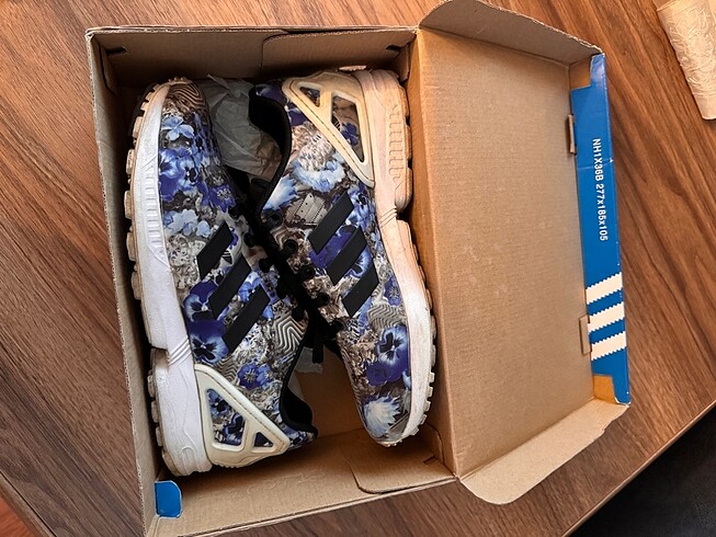 Adidas spor ayakkabı