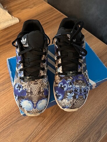 38 Beden Adidas spor ayakkabı