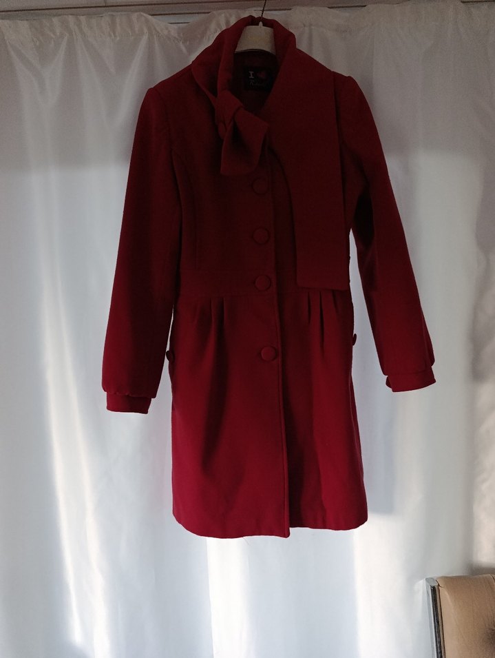 Bordo düğmeli uzun kaban - Görsel 2