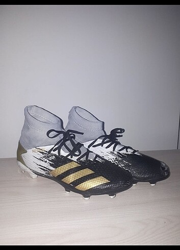 Adidas krampon