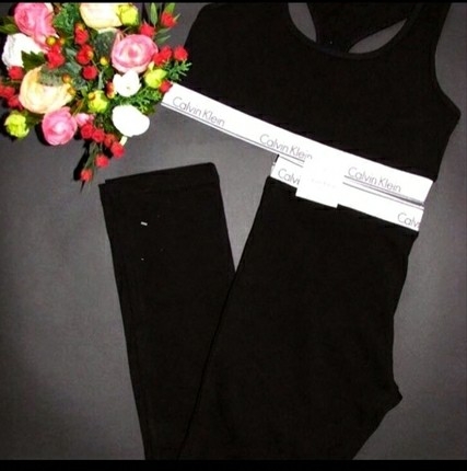 Calvin Klein Tayt ve Bustiyer