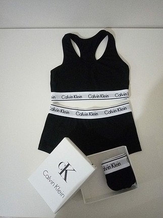 Calvin Klein üçlü Takım