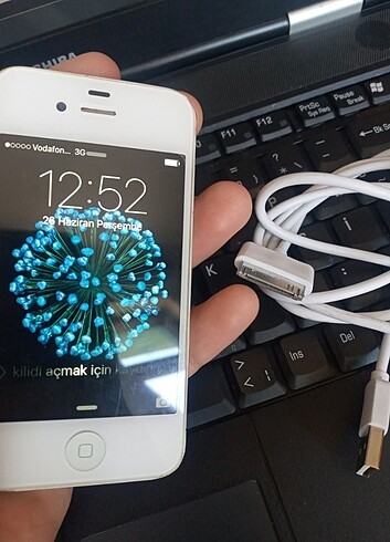 iPhone 4s 8GB Beyaz Sorunsuz Pazarlik Kargo Olur 