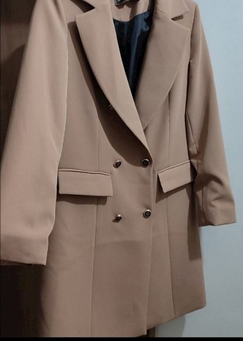 Bej Uzun Kollu Kadın Blazer Ceket