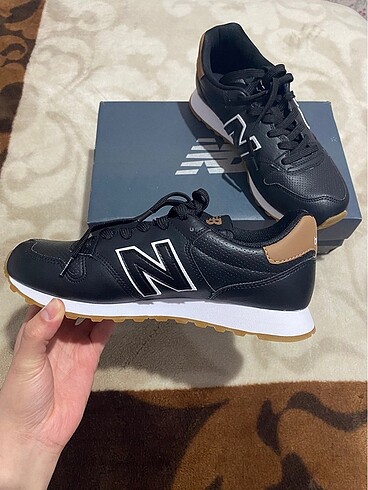 37,5 Beden New balance spor ayakkabı