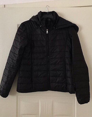 Collezione siyah ince şişme mont