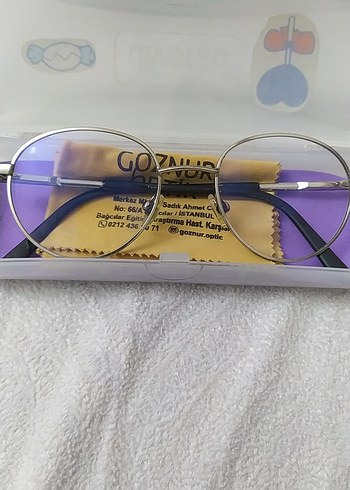 Altın Renkli Kadın Gözlüğü, Fermuarlı Kılıf - Görsel 2